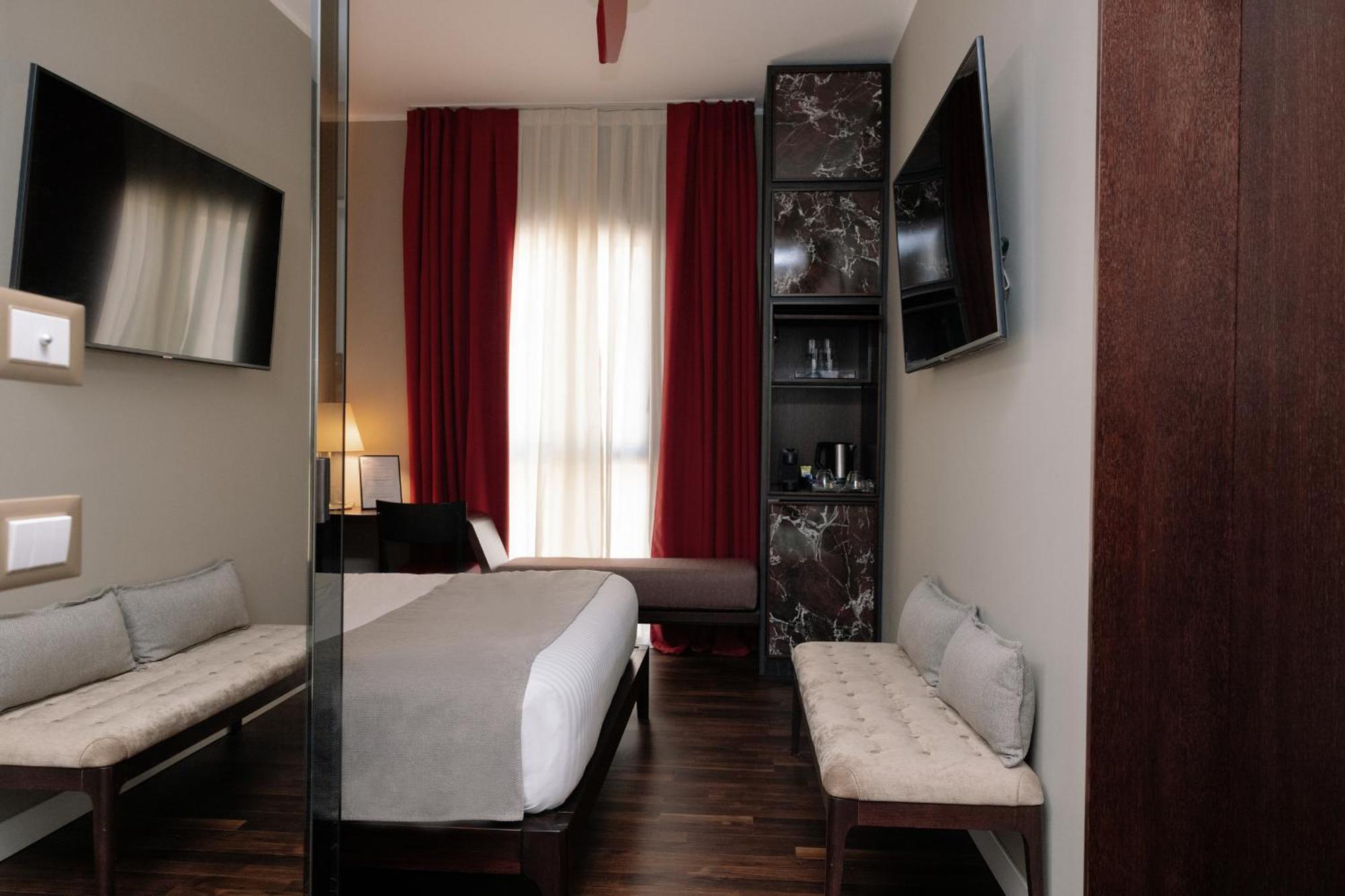 Отель 10 Keys Milano Экстерьер фото